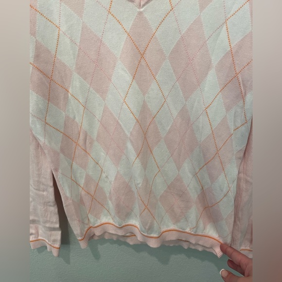 Tommy Hilfiger Argyle Pink V-Neck Sweater Women’s Size Medium - Picture 4 of 8